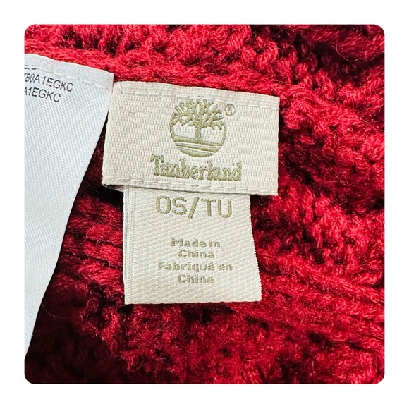 β
Timberland Winter Woods Cable Beanie with Pom Pom - Burgundy β
- Picture 5 of 17